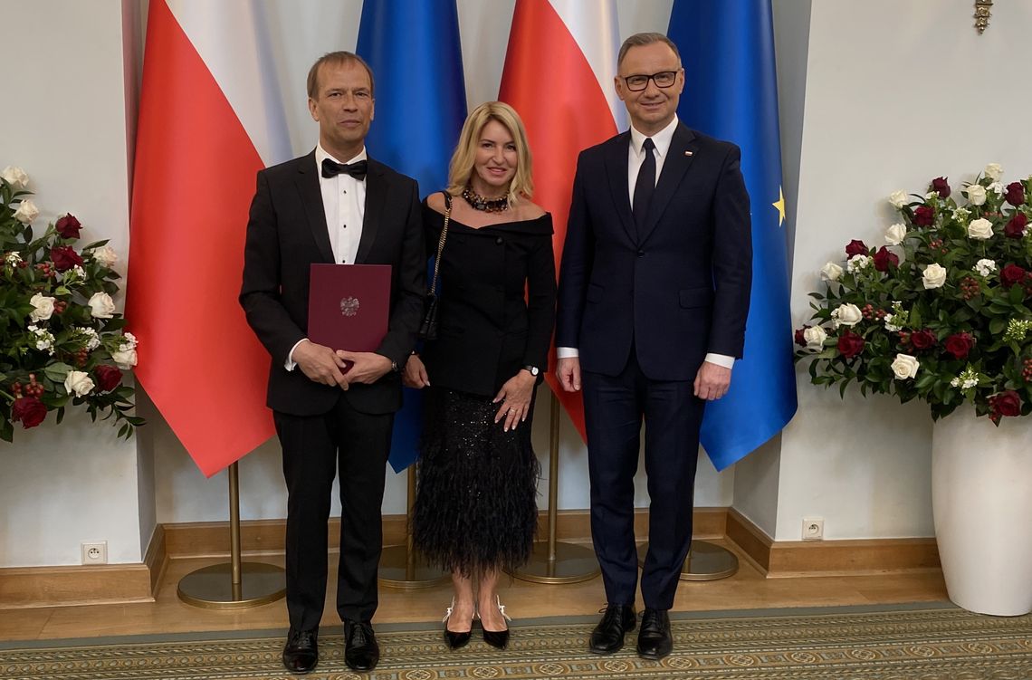 Prezydent RP Andrzej Duda wręczył dyplom nominacyjny na profesora Robertowi Gajdzie