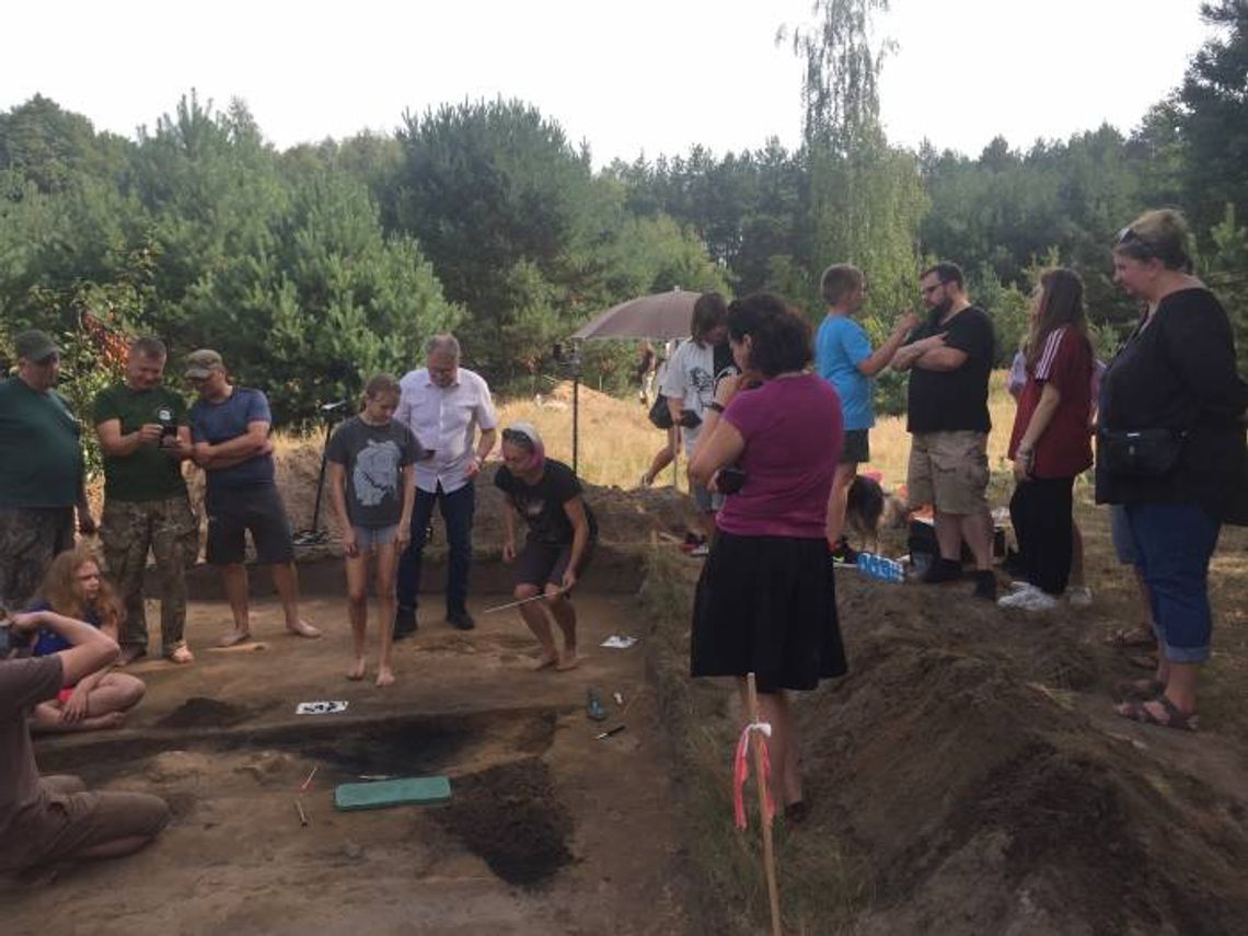 PRZED NAMI STANOWISKO ARCHEOLOGICZNE