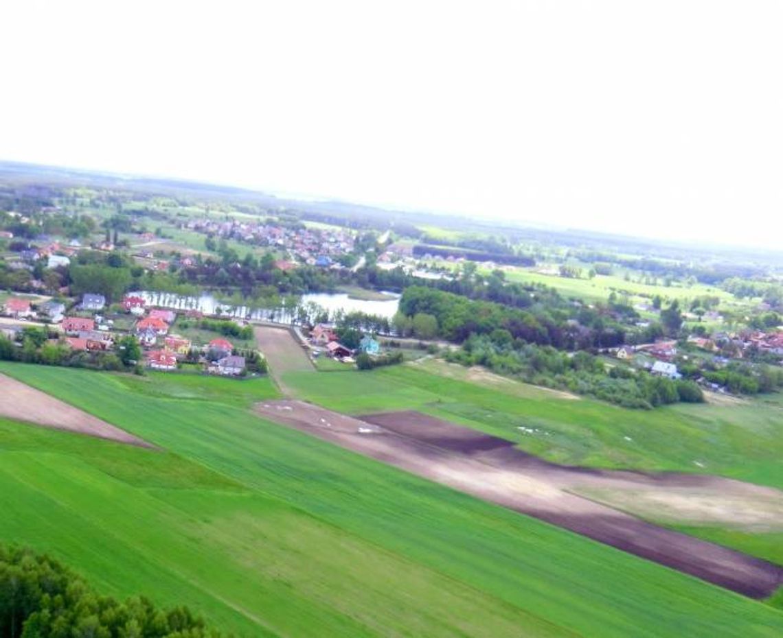 Przygotowują grunt pod cmentarz