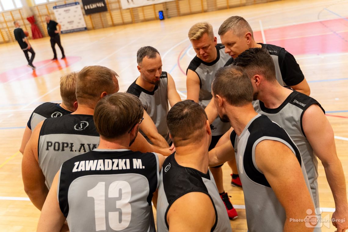 Pułtuska Amatorska Liga Koszykówki powróciła na parkiet. Za nami I kolejka X edycji rozgrywek Pułtuska Amatorska Liga Koszykówki powróciła na parkiet. Za nami I kolejka X edycji rozgrywek