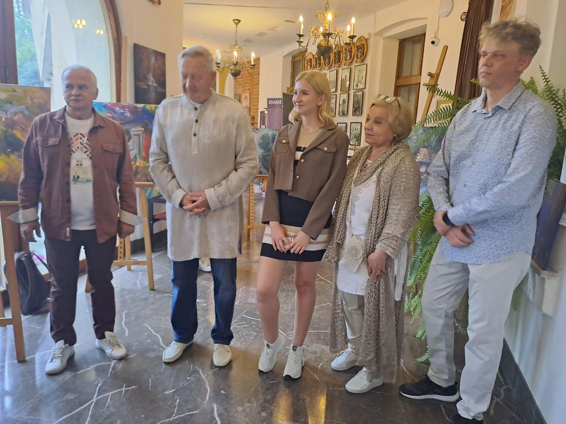 REYMONTOWSKIE KRESY w dolnym krużganku