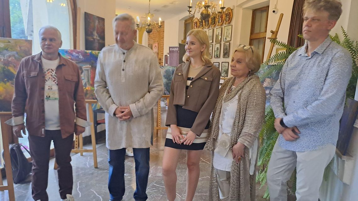 REYMONTOWSKIE KRESY w dolnym krużganku