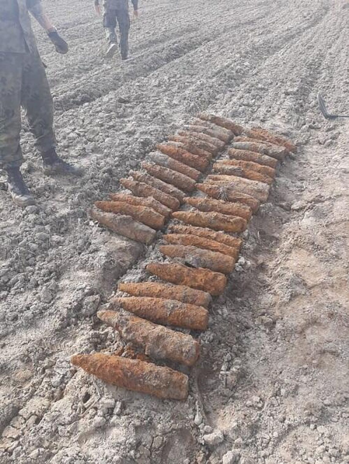 Rolnik znalazł niewypały