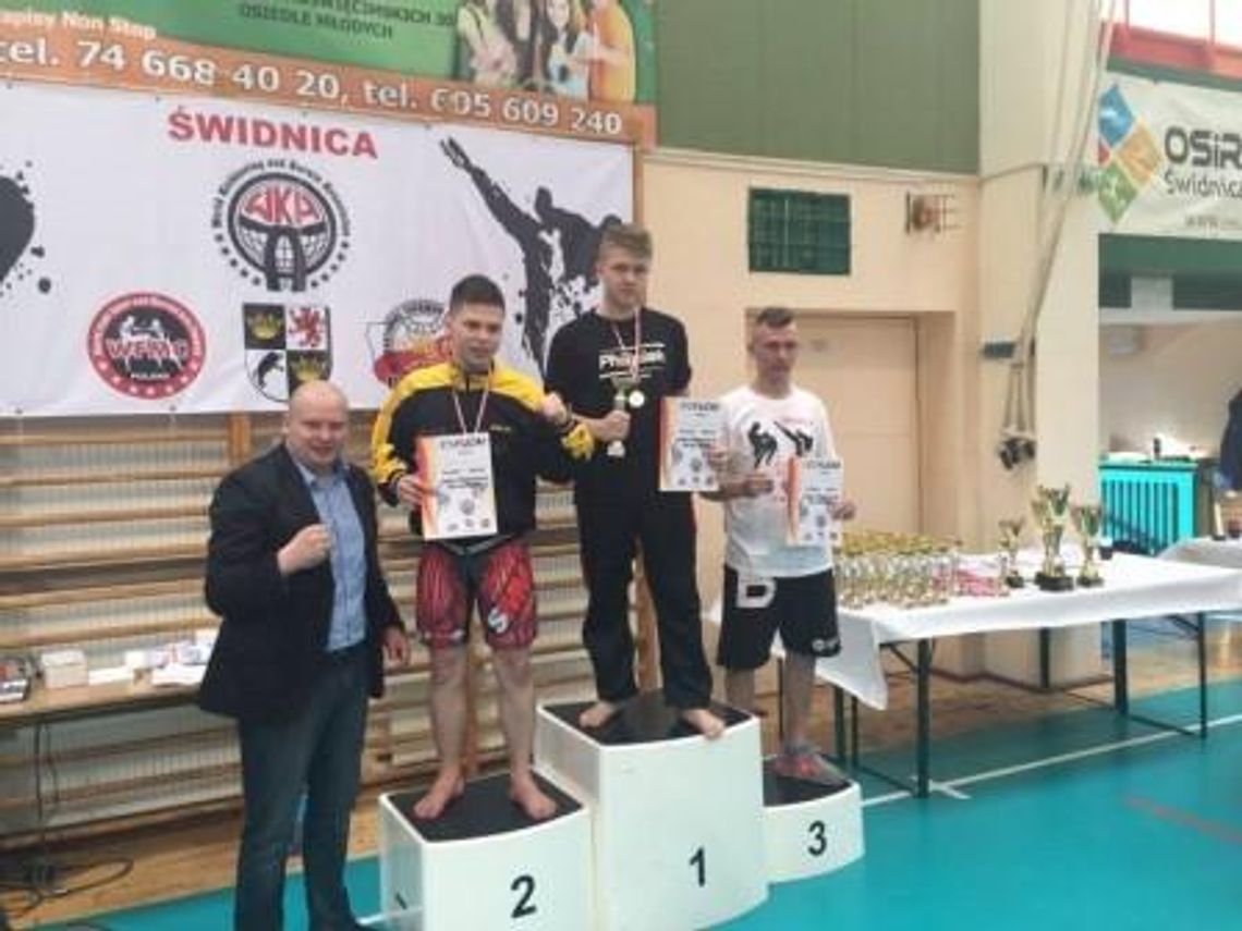 SEMIRAMIDA. Siedem złotych i dwa srebrne