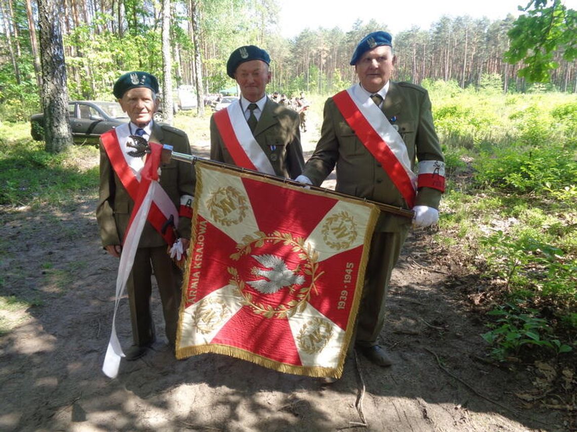 Szczęśliwy naród, którym Bóg dał takich patriotów