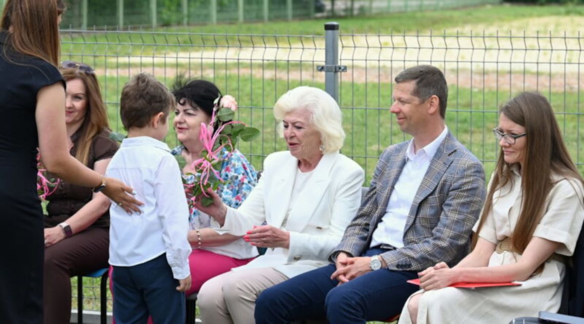 Sześciolatki żegnają przedszkole