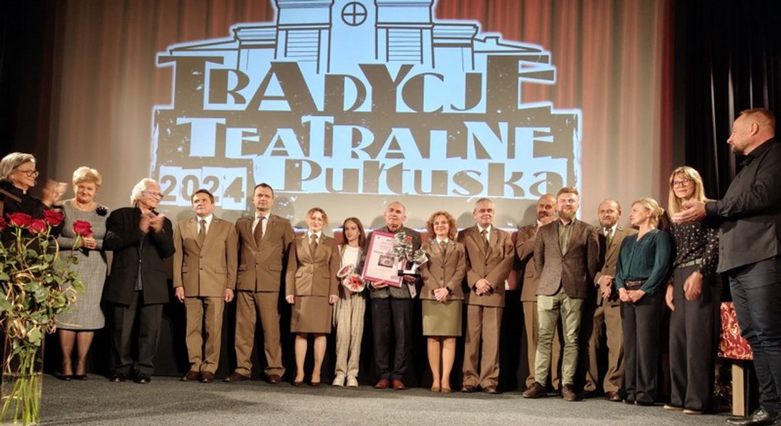 TEATR NASZ WIDZIAŁAM OGROMNY