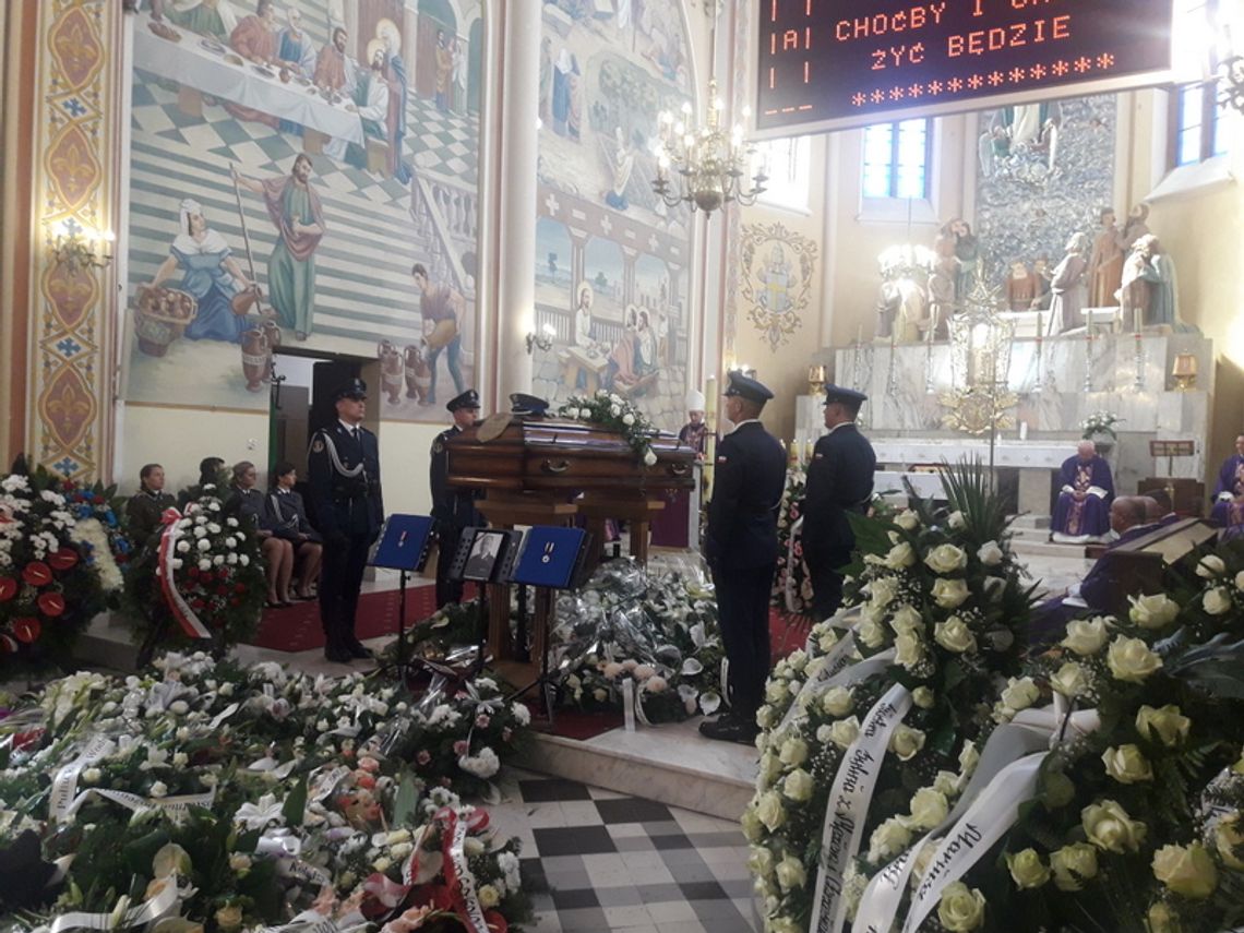 Tłumy żegnały inspektora Jarosława Olszewskiego