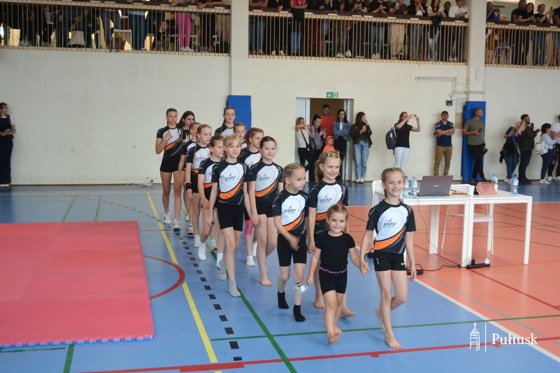 Turniej Akrobatyki w Pułtusku zgromadził młodych sportowców Turniej Akrobatyki w Pułtusku zgromadził młodych sportowców