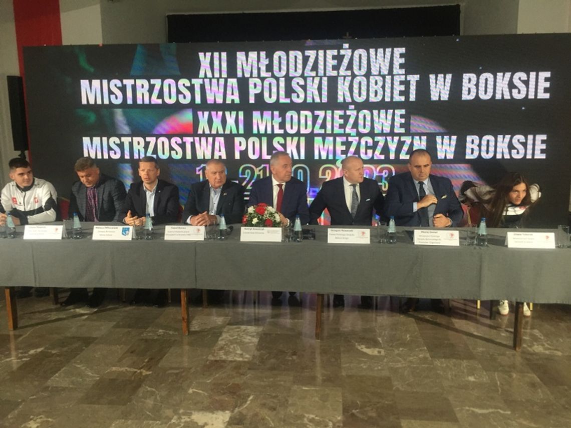TYDZIEŃ Z BOKSEM