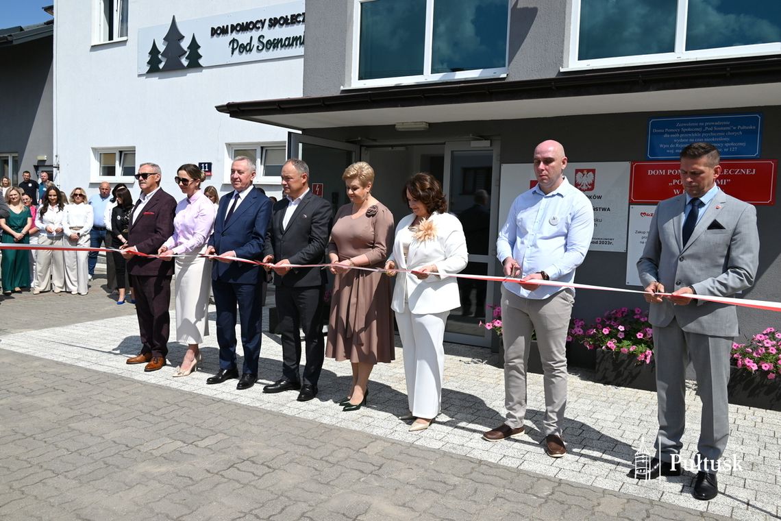Uroczyste otwarcie Domu Pomocy Społecznej „Pod Sosnami” Uroczyste otwarcie Domu Pomocy Społecznej „Pod Sosnami”