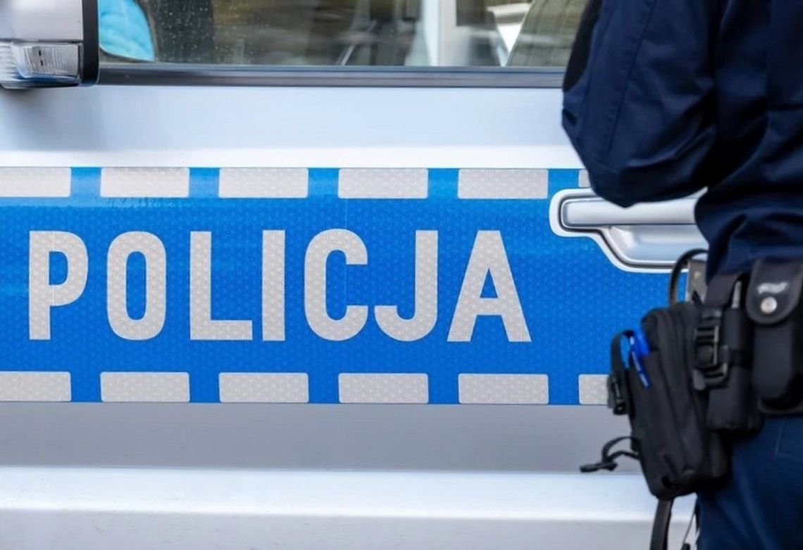 Uszkodził drzwi gabinetu lekarskiego Uszkodził drzwi gabinetu lekarskiego