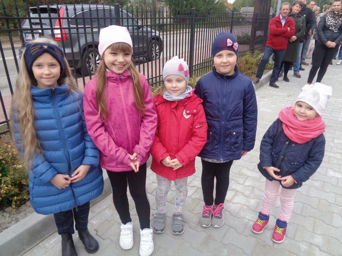 ŻEBY TA ŚWIETLICA ŻYŁA I SŁUŻYŁA