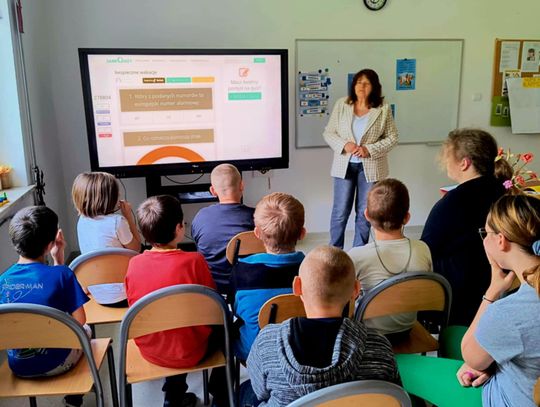 Zajęcia edukacyjne pt. „Bezpieczne wakacje"