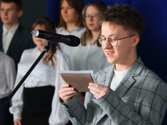 „Zatrzymaj się pod Krzyżem”– poruszające Misterium Paschalne w pułtuskim SOSW