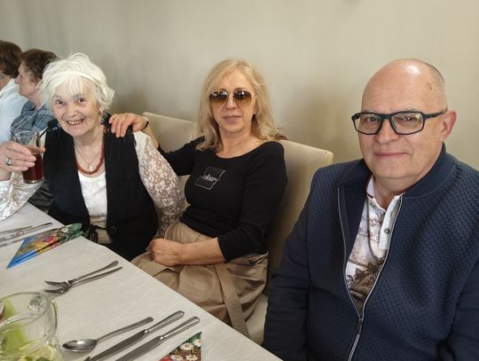 Wielkanocne jajeczko seniorów ze Stowarzyszenia Seniorzy-Seniorom w KASKADZIE - fotogaleria